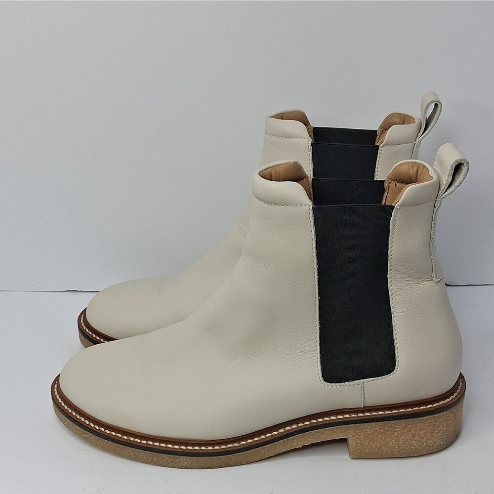 Everlane The Ittalian Ivory Leather White Women's Chelsea Boot Pull Tab Size 8.5